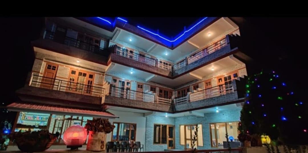 Hotel The White House Kasol Esterno foto