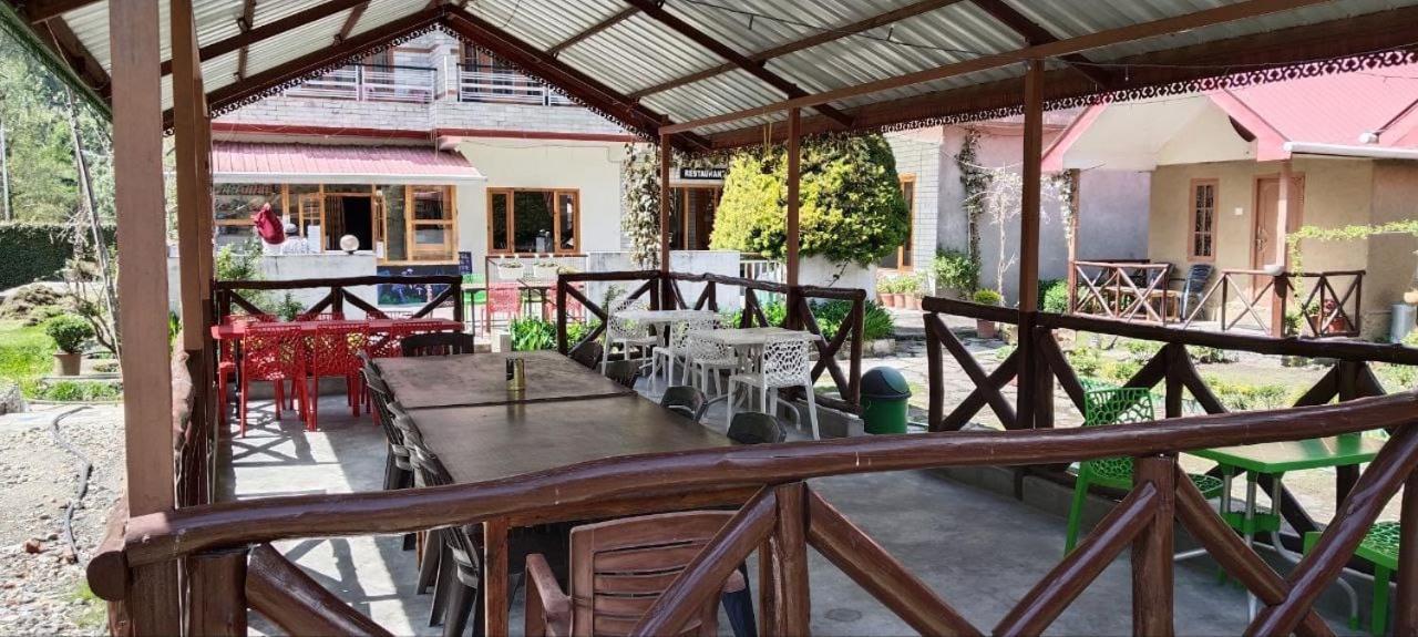 Hotel The White House Kasol Esterno foto