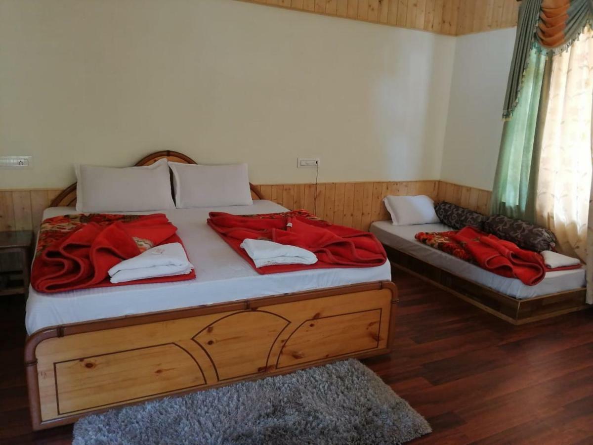 Hotel The White House Kasol Esterno foto