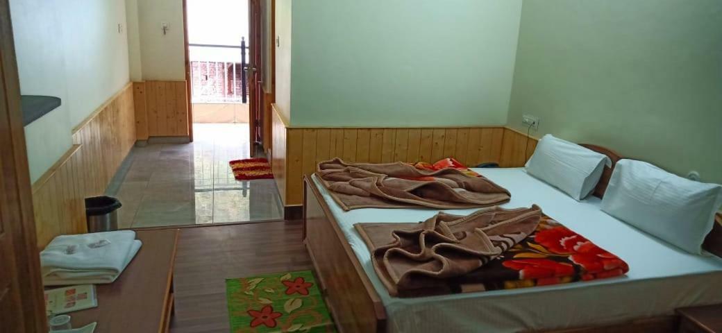 Hotel The White House Kasol Esterno foto